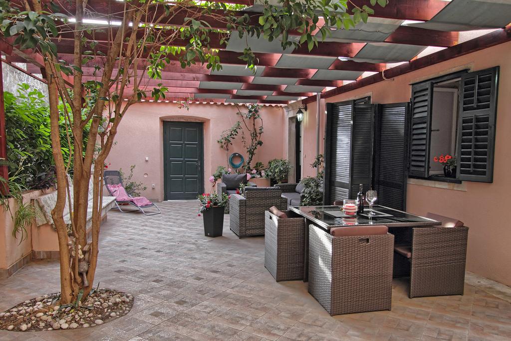 Apartman Banovac 1 *